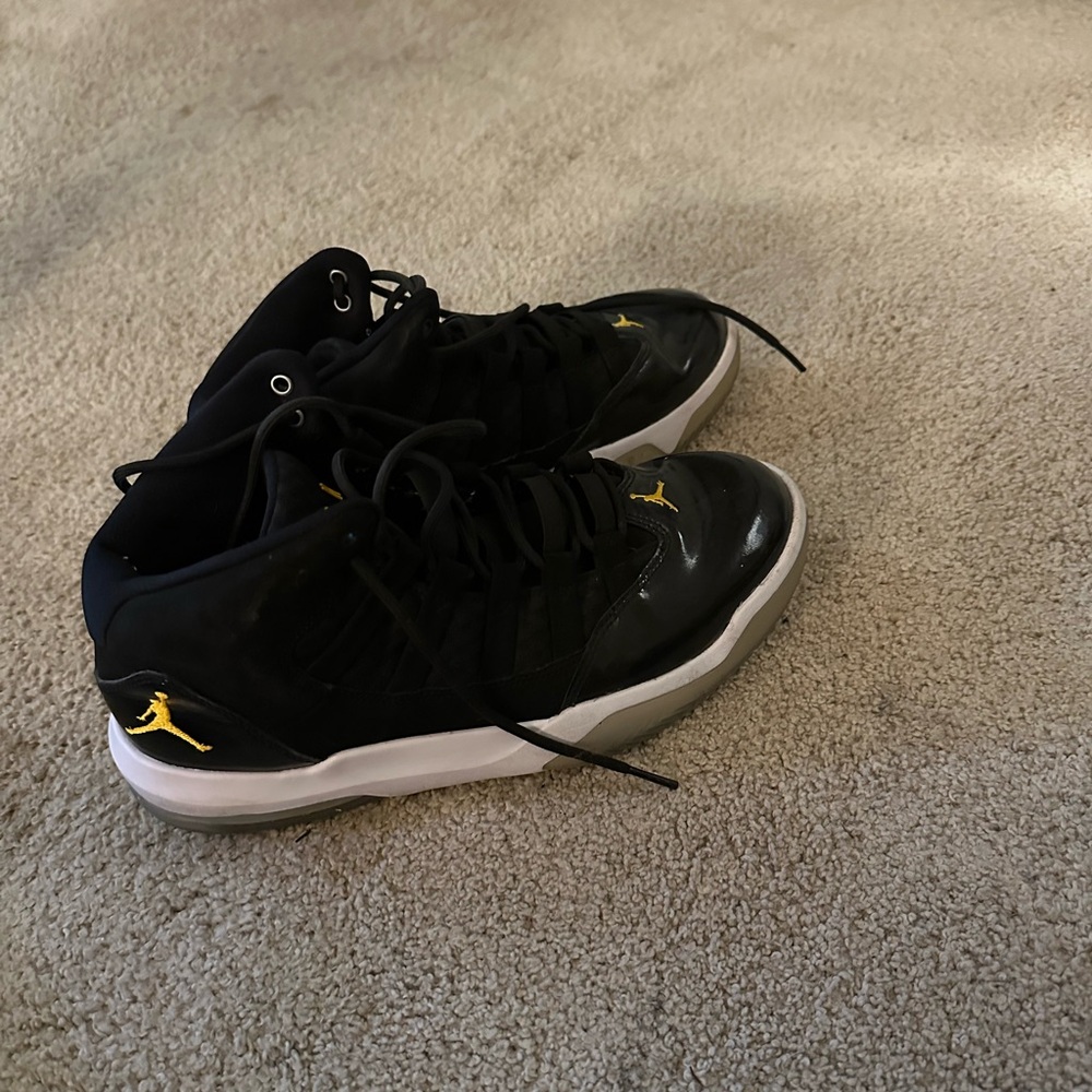 Jordan Black and Gold Men's Shoes
